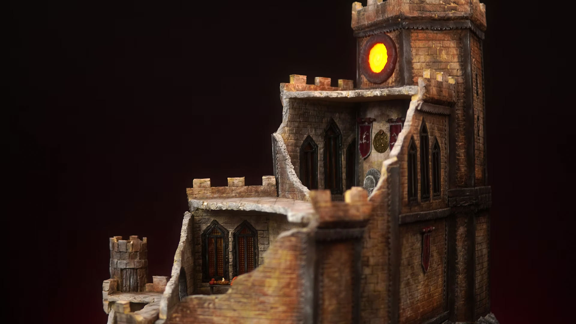 Giant module castle